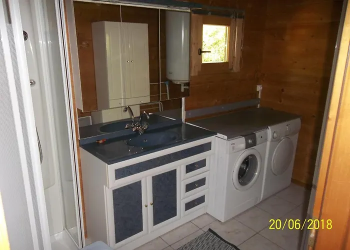 Alpstuga Alaguyauder Le De L'etanchee